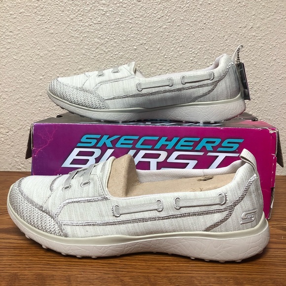 skechers microburst what a charm